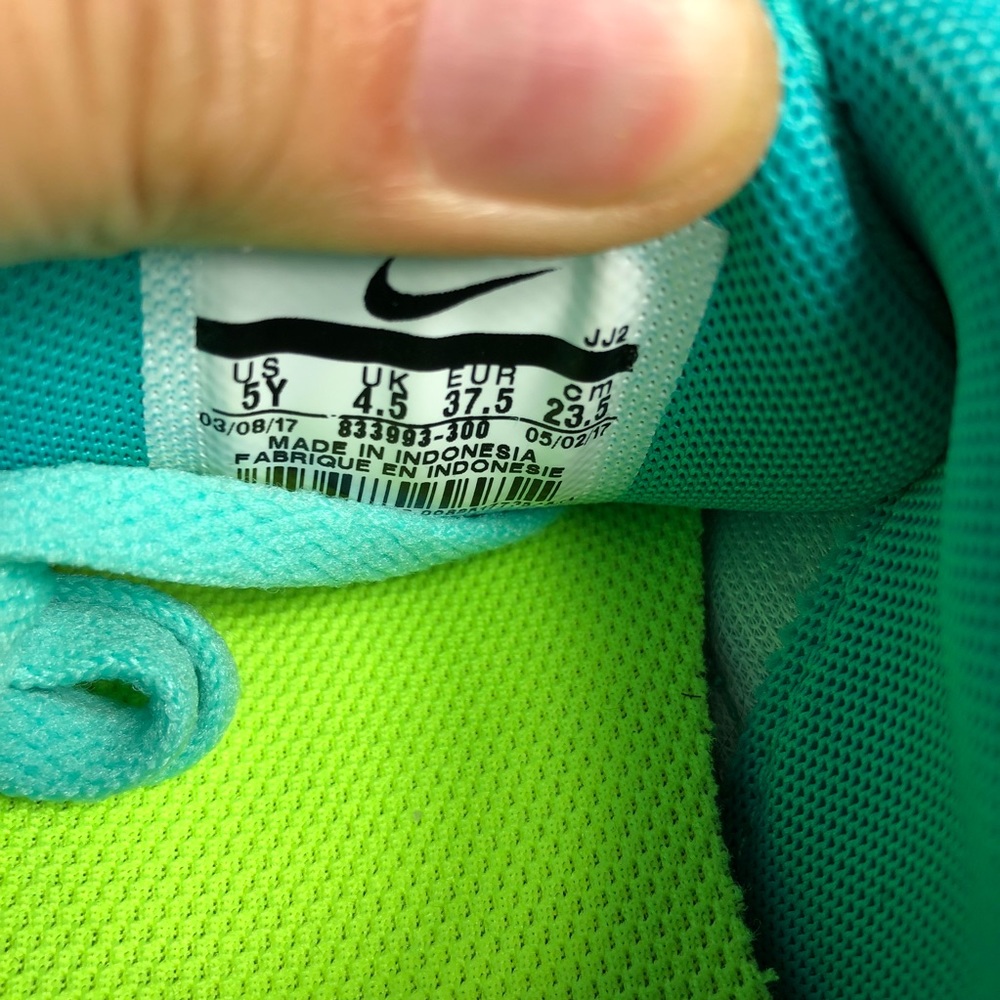 Nike Free RN - Picture 5 of 5